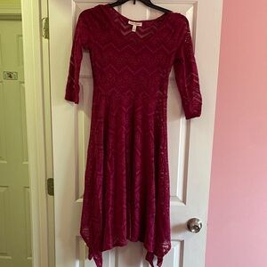 Jessica Simpson Asymmetrical Lace Dress in Deep Re MATERNITY